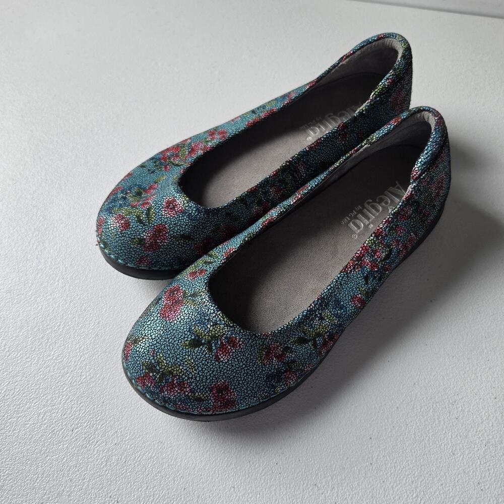 Alegria Shoes Womens Size 6.5 Blue Floral Ballet Flats Comfort Slip On PEZ-861